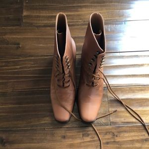 Tan Bootie Size 8 1/2